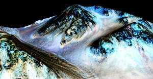 mars-lineae-slopes-hale-crater-perspective2-PIA19916-br2