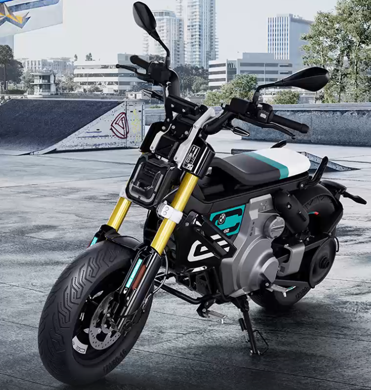 ‘eParkourer’ – BMW CE 02 EV fully electric bike