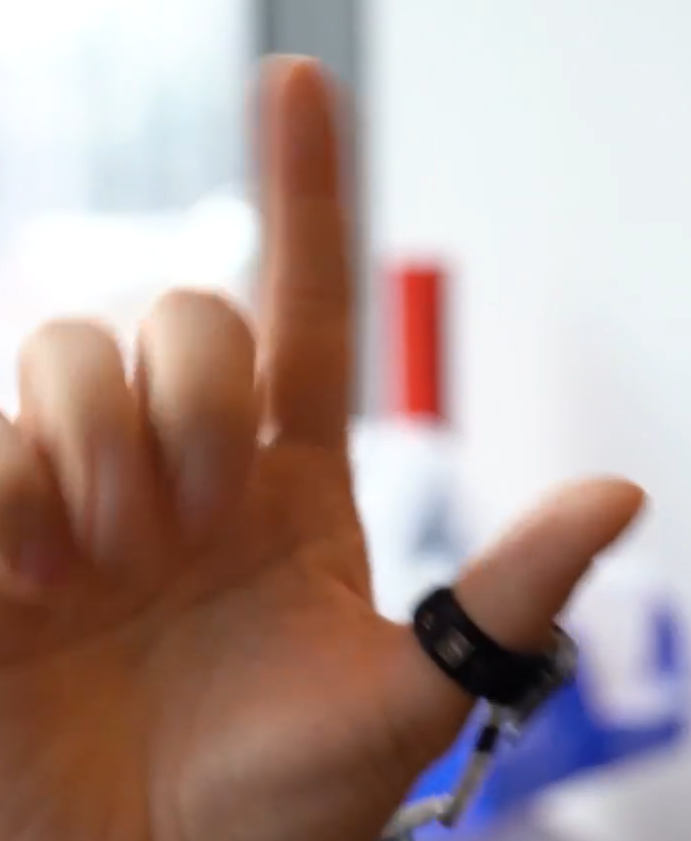Cornell University ‘SpellRing’ – AI-Powered Ring That Translates Sign Language Into Text